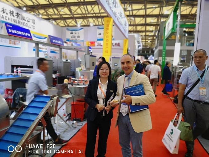 Niskie zużycie energii, duża prędkość 2000 szt./h Maszyna do produkcji tortilli 12